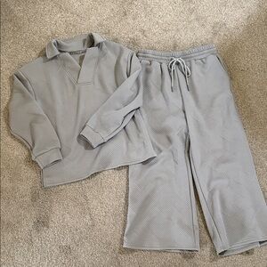 Gray Textured Lounge Set